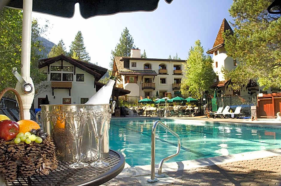 GetAways at Olympic Village Inn