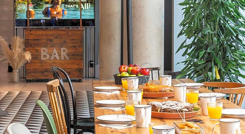 ibis Barcelona Pza Glories 22