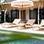 Suku Lifestyle Hotel & Villas