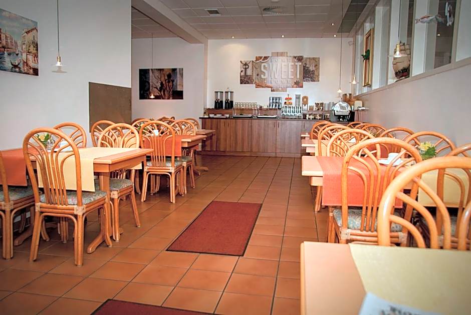Elbbrücken Hotel
