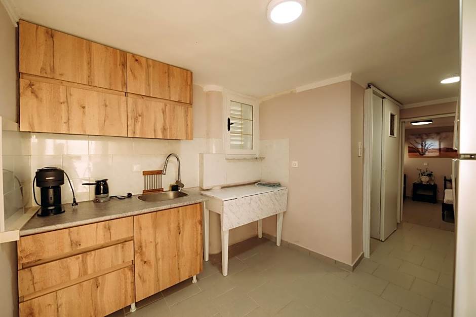 Sirens Luxury Apartments Palouki