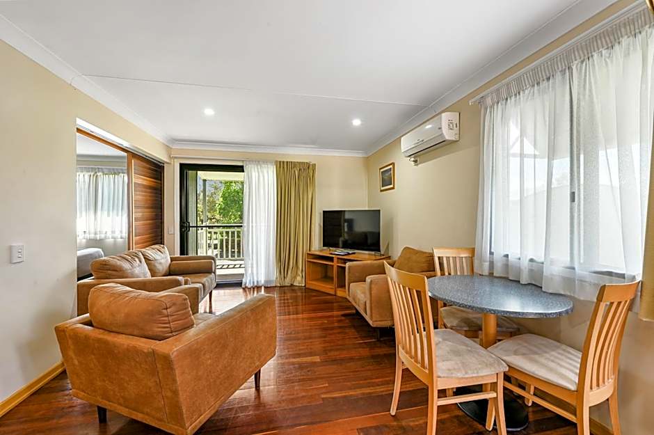 Eastgate on the Range Motel