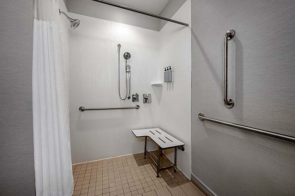 Courtyard by Marriott Auburn