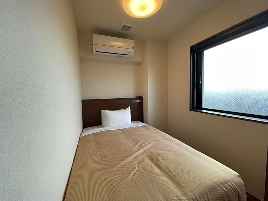 HOTEL LiVEMAX NAGOYA SHINKANSENGUCHI