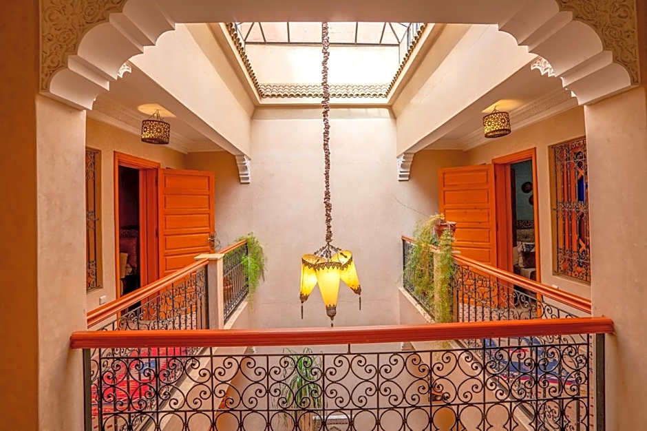 Riad Majdoulina chez JIJI