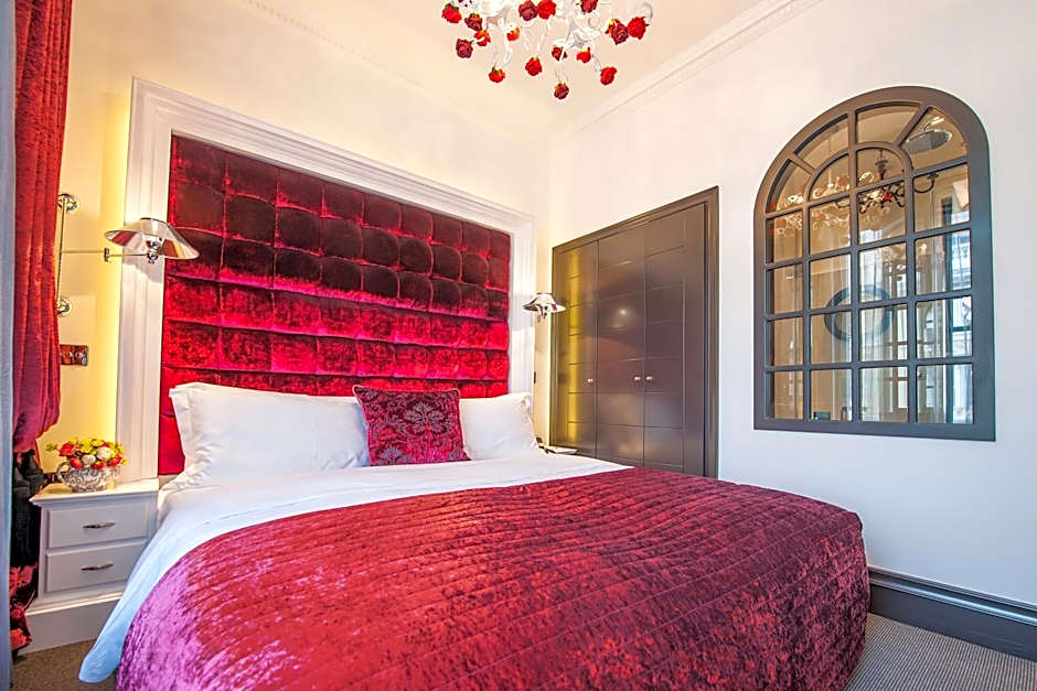 The Exhibitionist Hotel