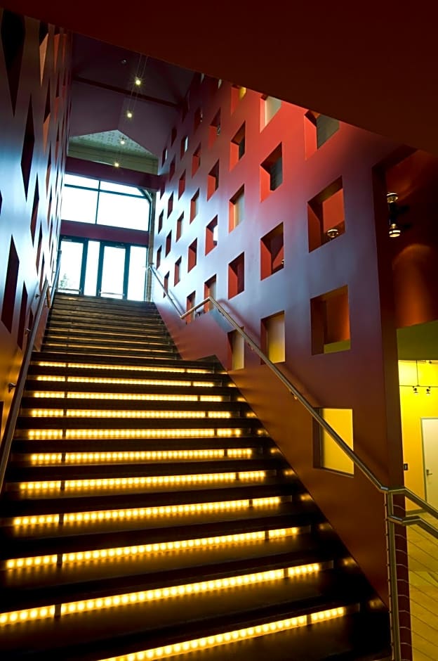 Aloft Dallas Downtown