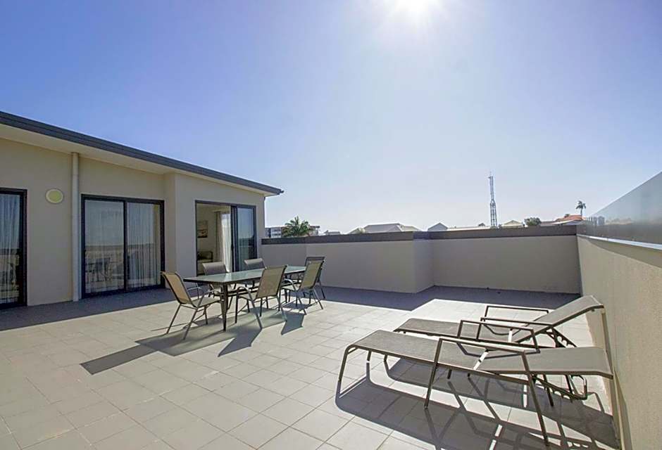 Gladstone Central Plaza