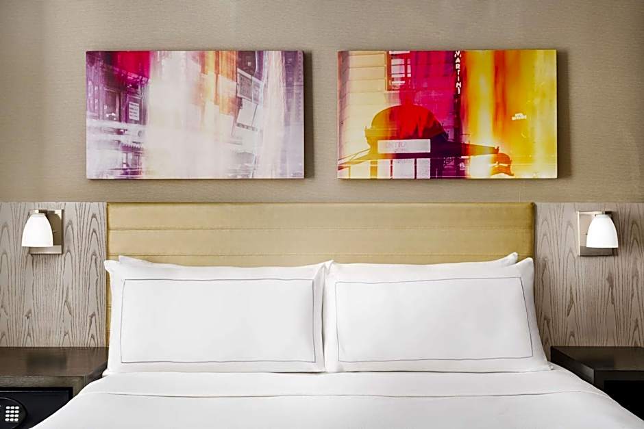 DoubleTree By Hilton New York Times Square West