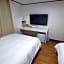 The Oakra Hotel