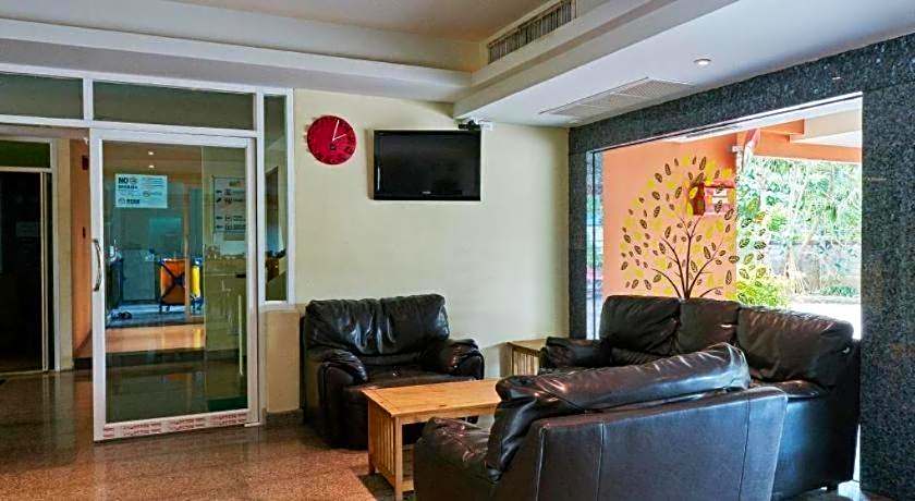 Phuket Ecozy Hotel