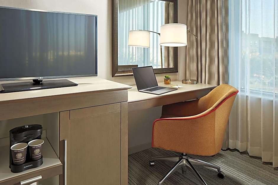 Hampton Inn By Hilton Long Beach Airport, Ca