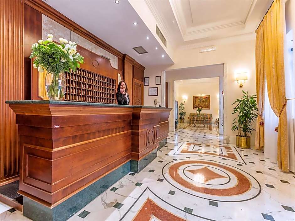 Raeli Hotel Noto