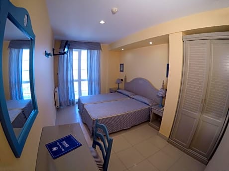  Double or Twin Room with Street View