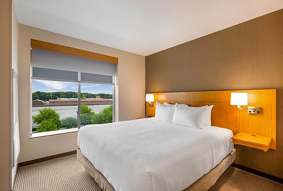 Hyatt Place Hampton Convention Center
