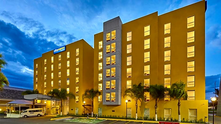 City Express by Marriott Querétaro Juríca
