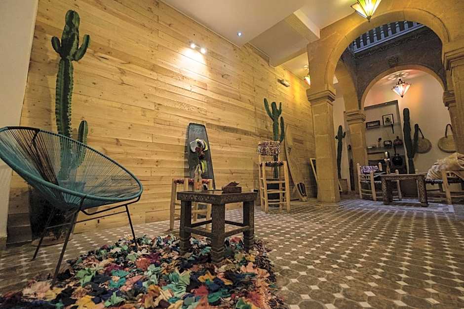 Riad Inna & Watersports Center