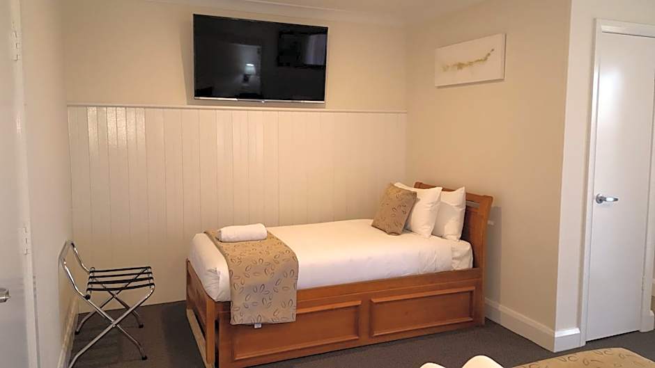 Bathurst Gold Panner