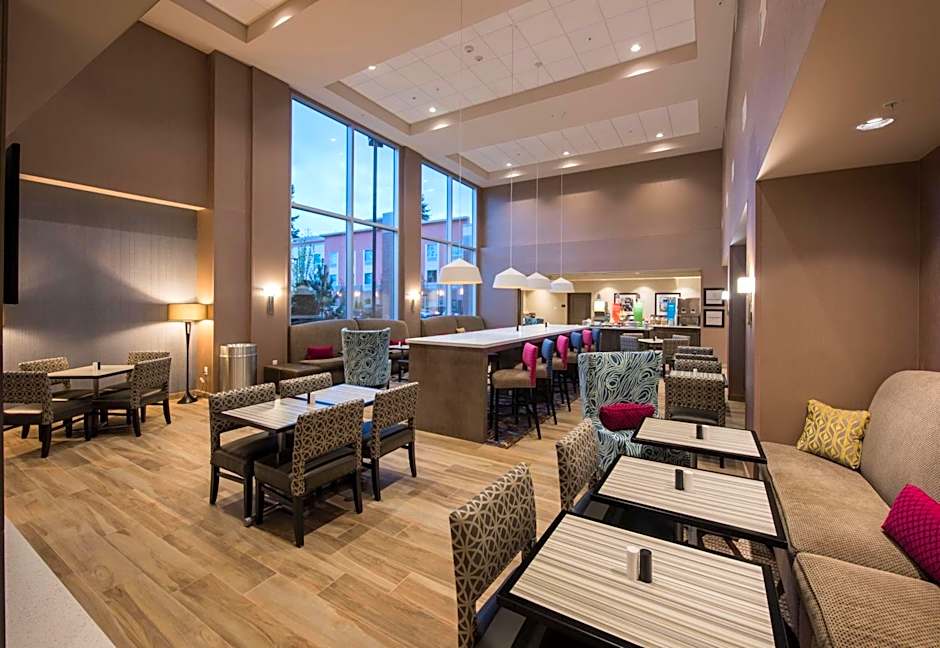 Hampton Inn By Hilton & Suites Seattle/Redmond Wa