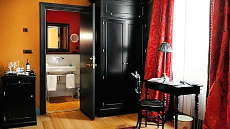 Small Premium Double Room