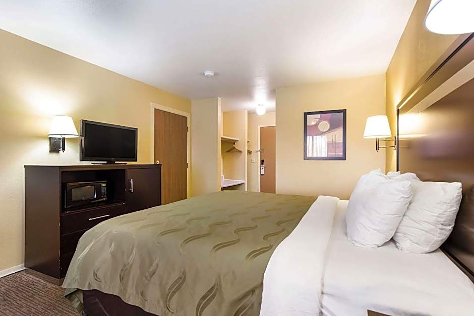 Quality Inn Airport
