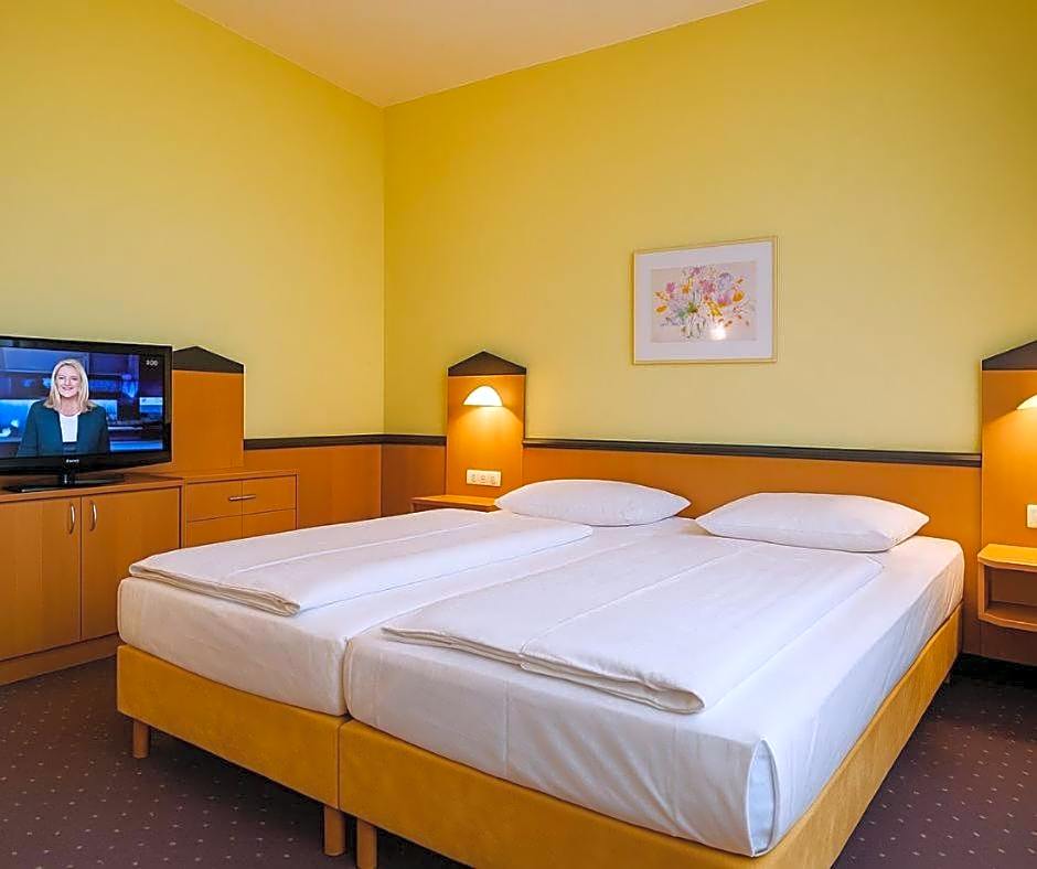 Plaza Hotel & Living Frankfurt