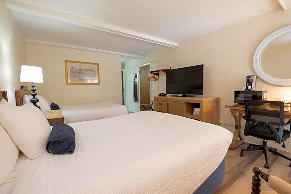 Fireside Inn and Suites Bangor
