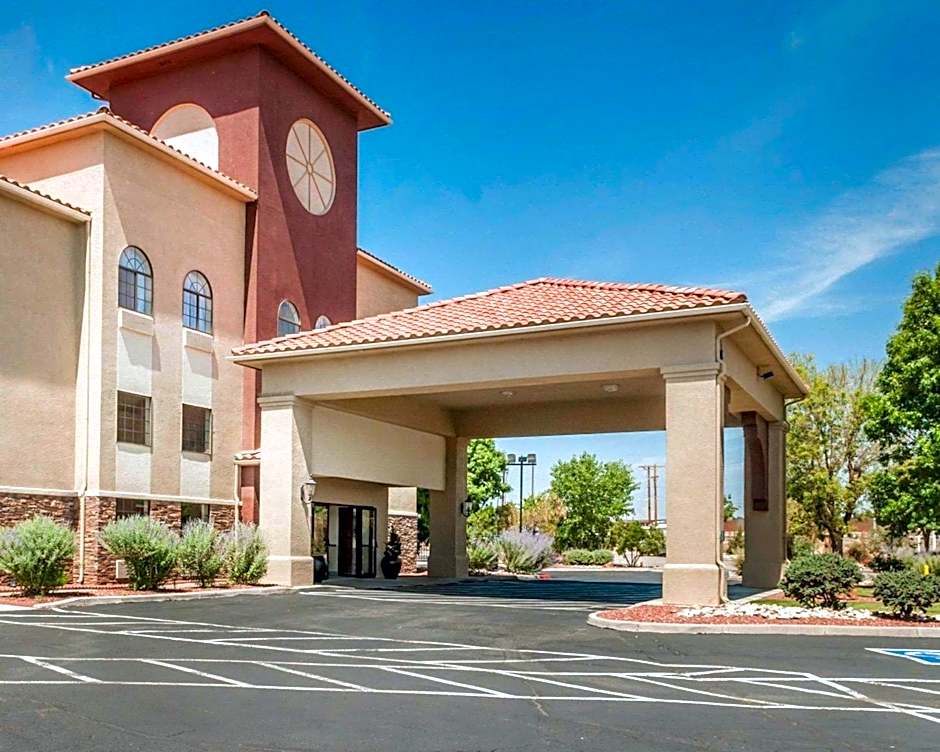 Quality Inn & Suites Albuquerque West