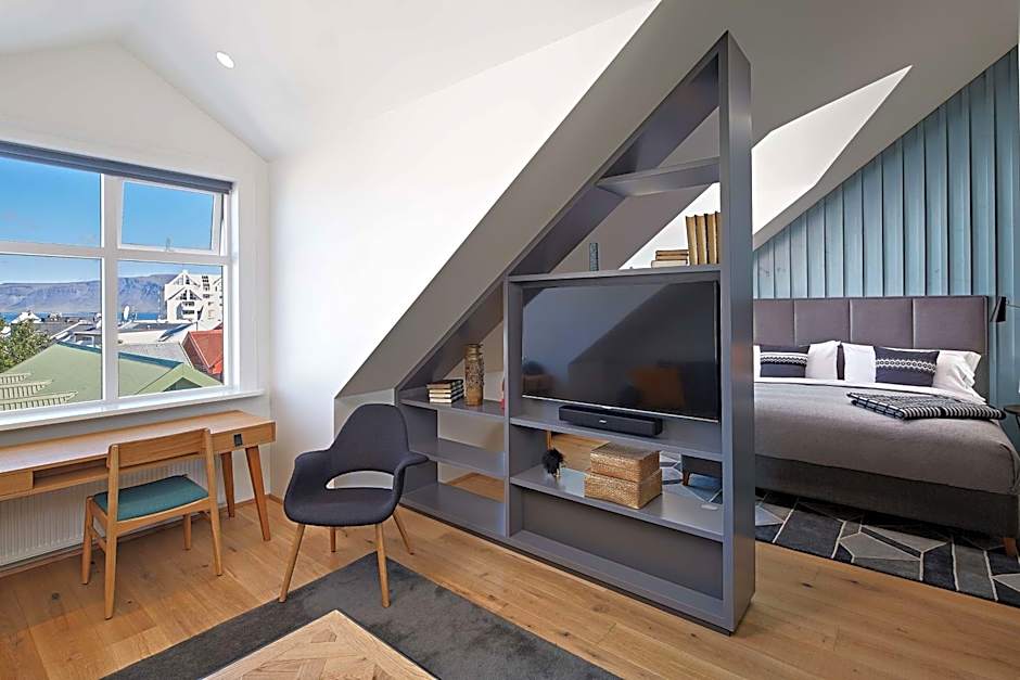 Photo 1 of 6 of Junior Suite