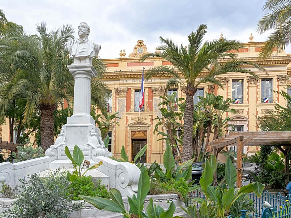Hotel De Belgique à Menton