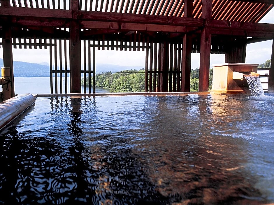 Akan Tsuruga Bessou Hinanoza