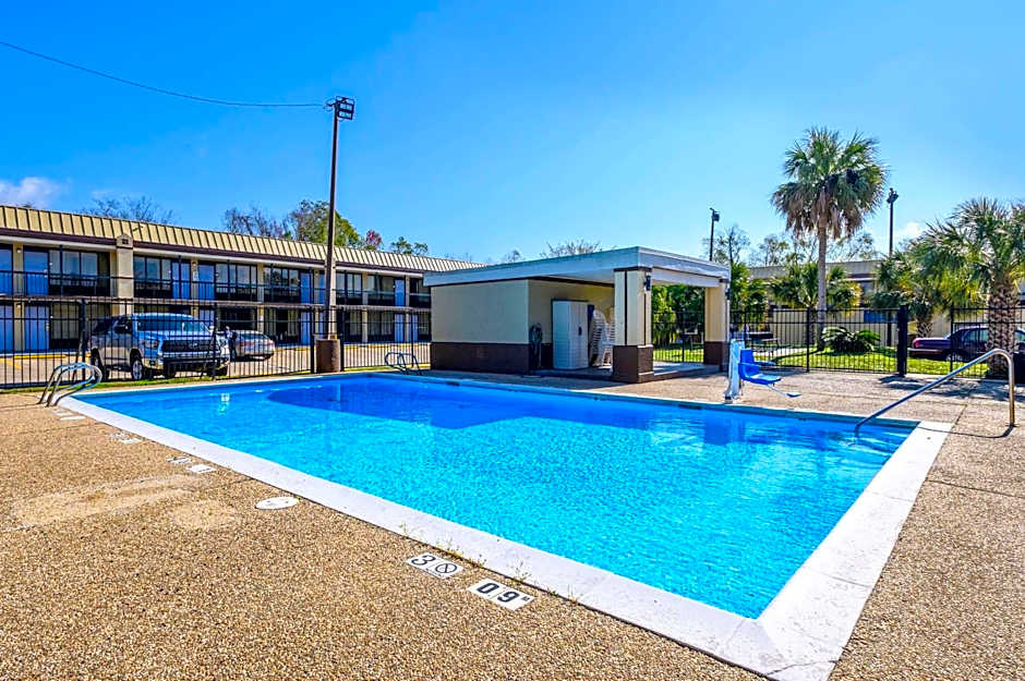 Quality Inn New Orleans I-10 East