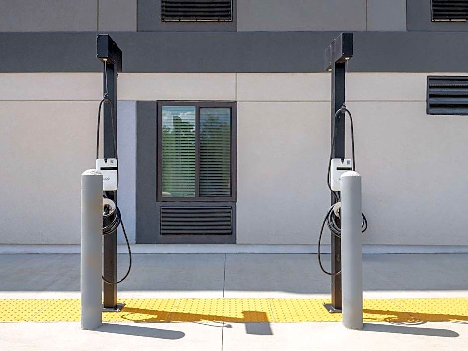 ECHO Suites Extended Stay by Wyndham Spartanburg