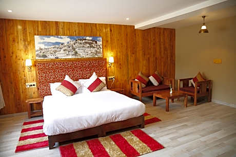 Deluxe Room Mountain View