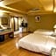 Katherine Plaza Hotel