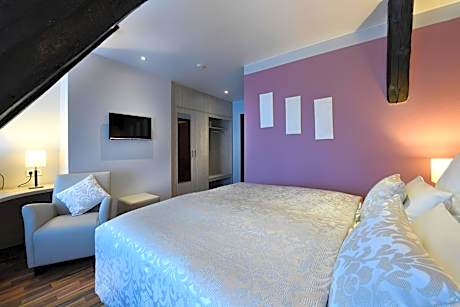 Standard Double Room with French Bed