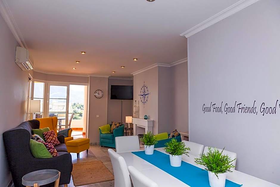 Señorío de Aloha Apartahotel