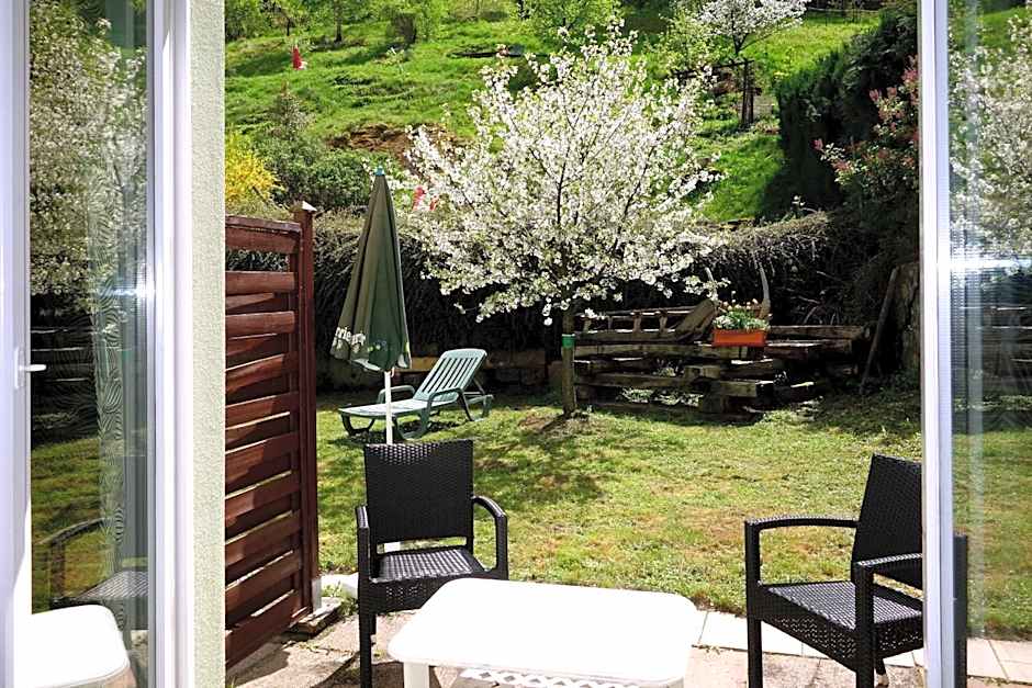 Logis Hôtel - Restaurant Aux Bruyères