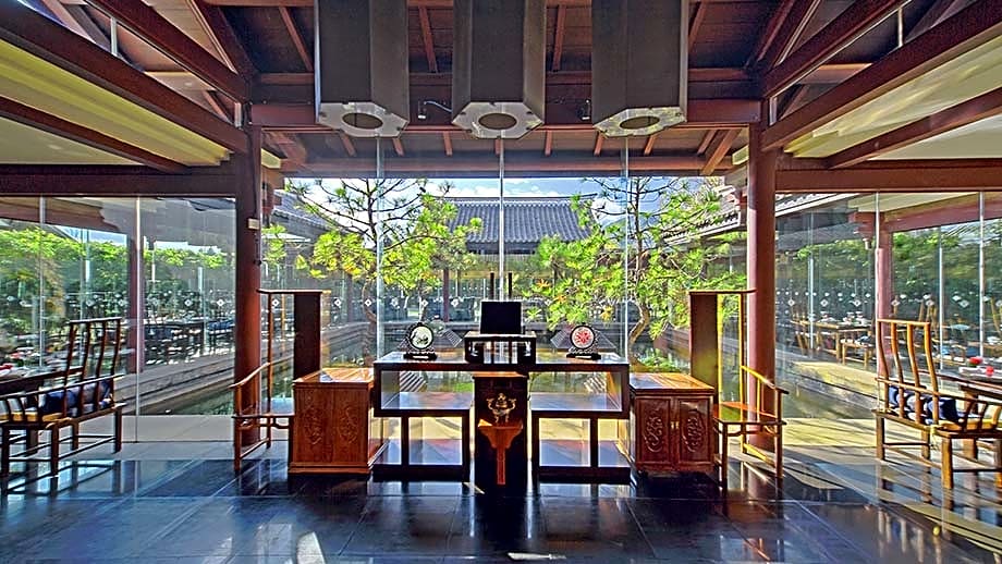 Banyan Tree Lijiang