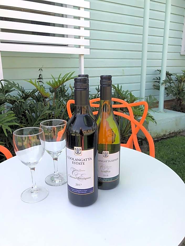 La Costa Beachside Motel