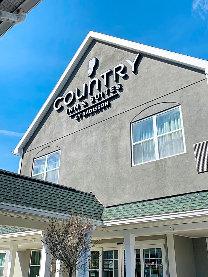 Country Inn & Suites by Radisson, Ithaca, NY