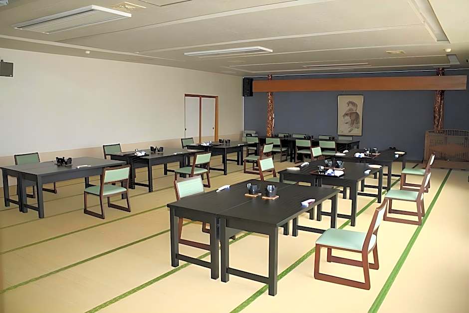 Hotel Grand Toya