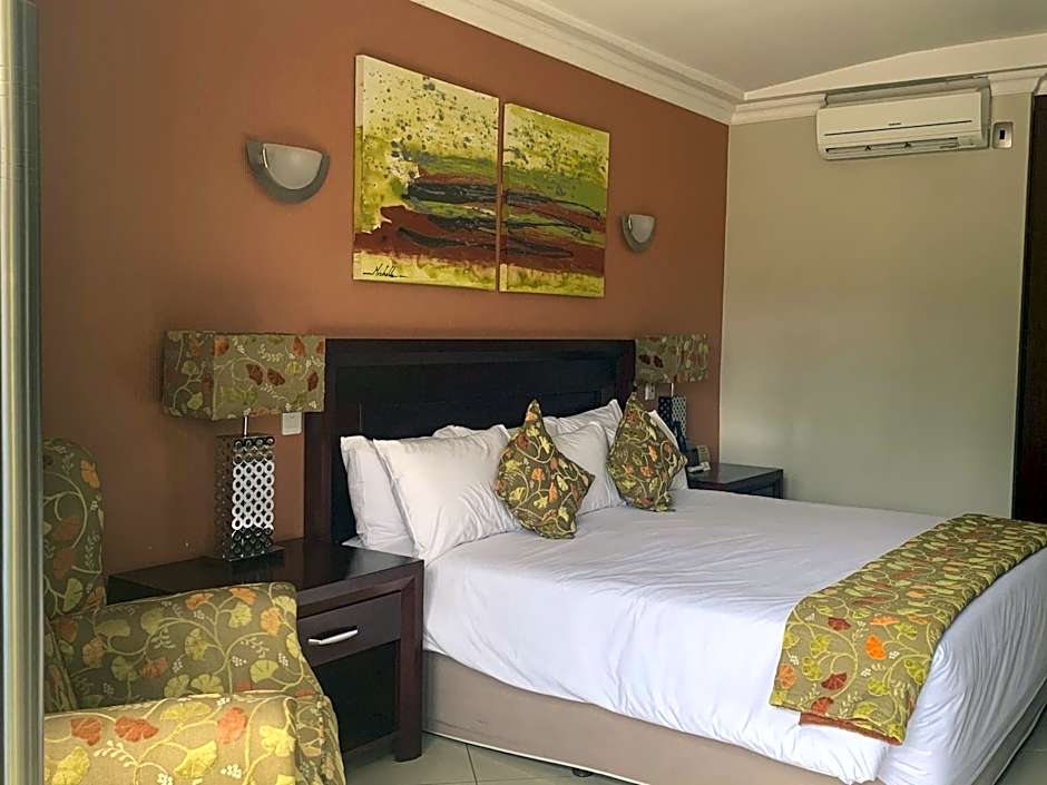 Royal Hotel