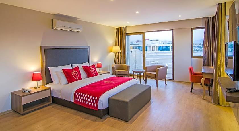 Ladies Beach Suit Otel