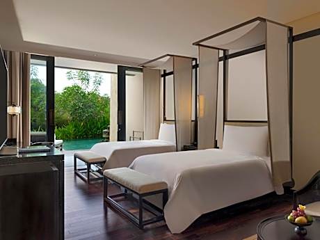 Grand Deluxe Lagoon Room Twin