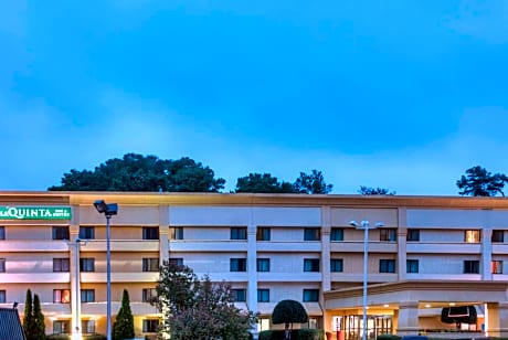 La Quinta Inn & Suites by Wyndham Atlanta Roswell
