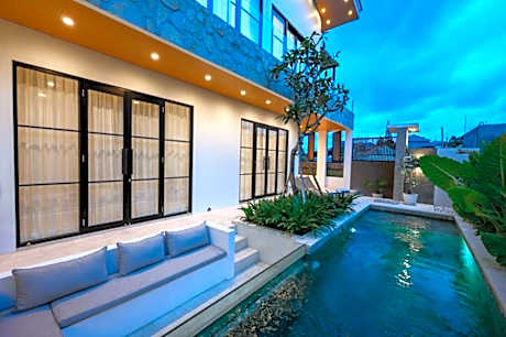 Villa Damai at The Icons