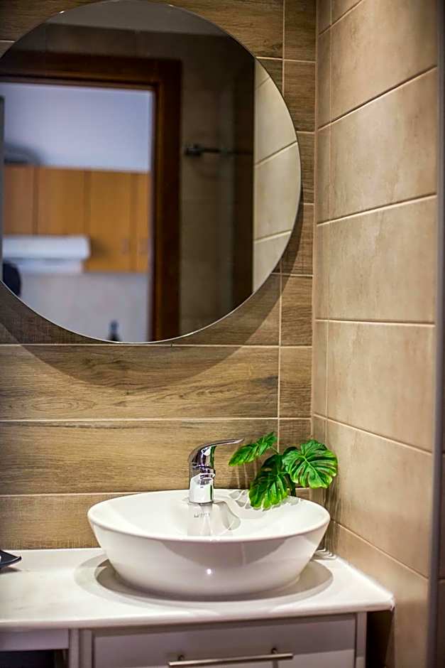 Sarantis Hotel