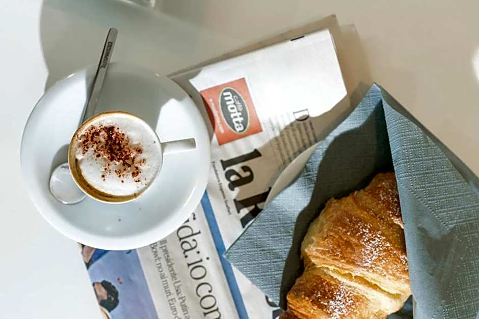 Helios Hotel & Restaurant