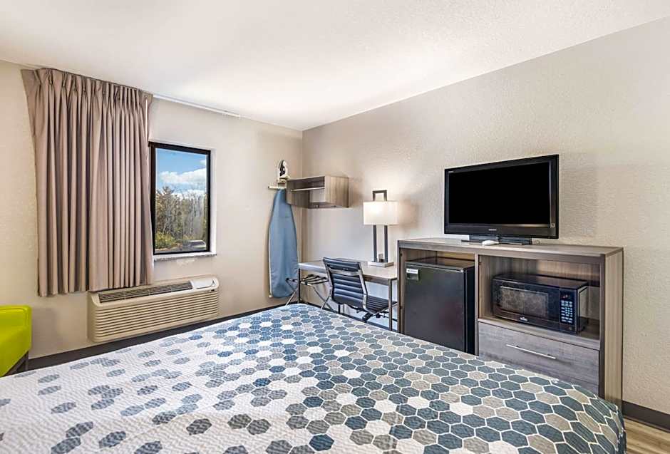 Sonesta Essential Des Moines